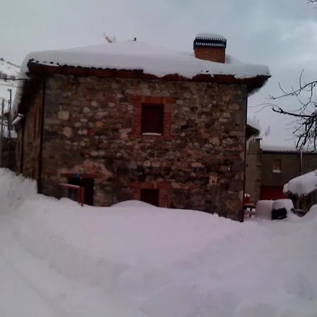 La Casuka, Vut-le-1341 Holiday home Cofinal